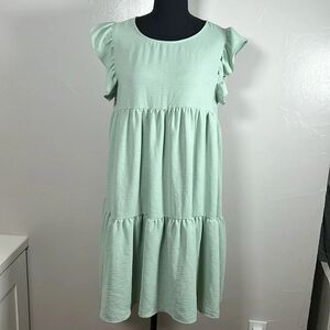 Everly Tiered Dress Size Large Pastel Green Ruffle Sleeves